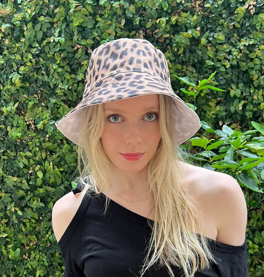 WS - Extended Brim Bucket Hat - Leopard/White - Image 2