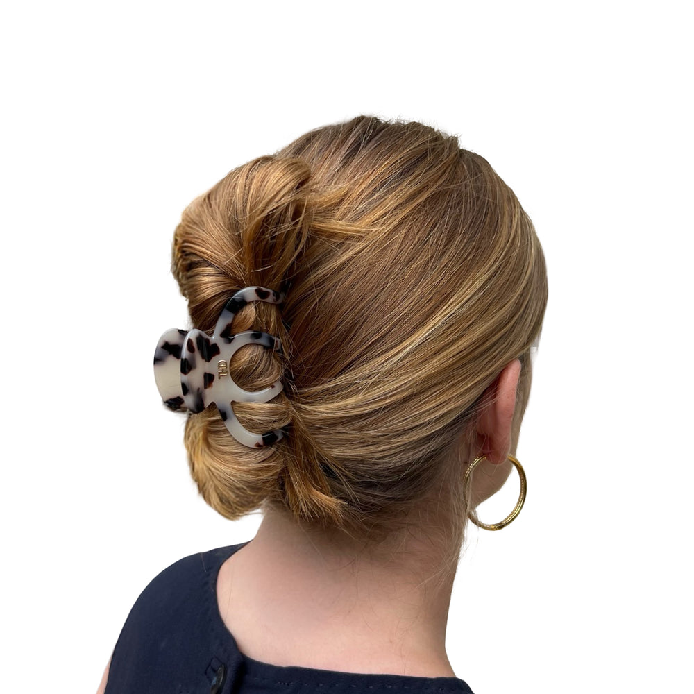 WS Acetate Octopus Hair Claw 6.8cm in Light Turtle