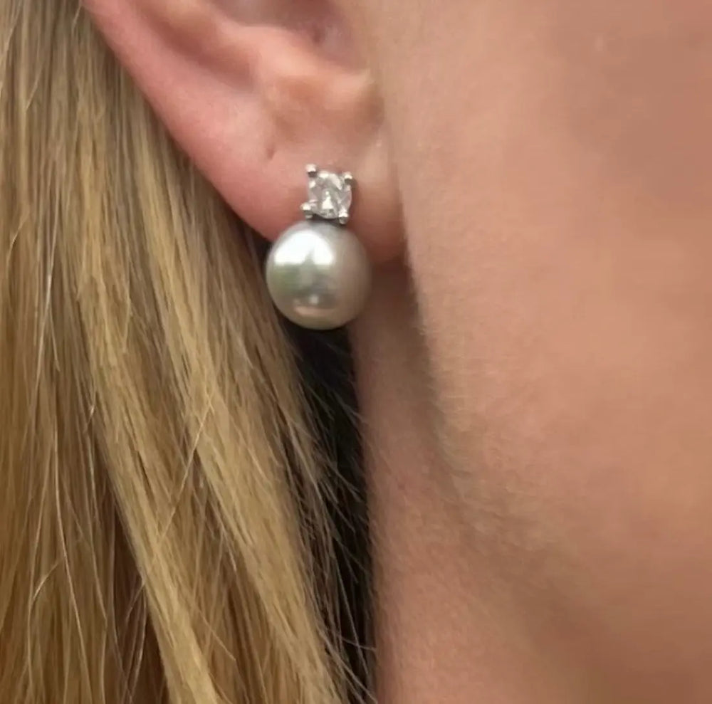 Kai Round Black Pearl &  zirconia Earrings on sterling silver