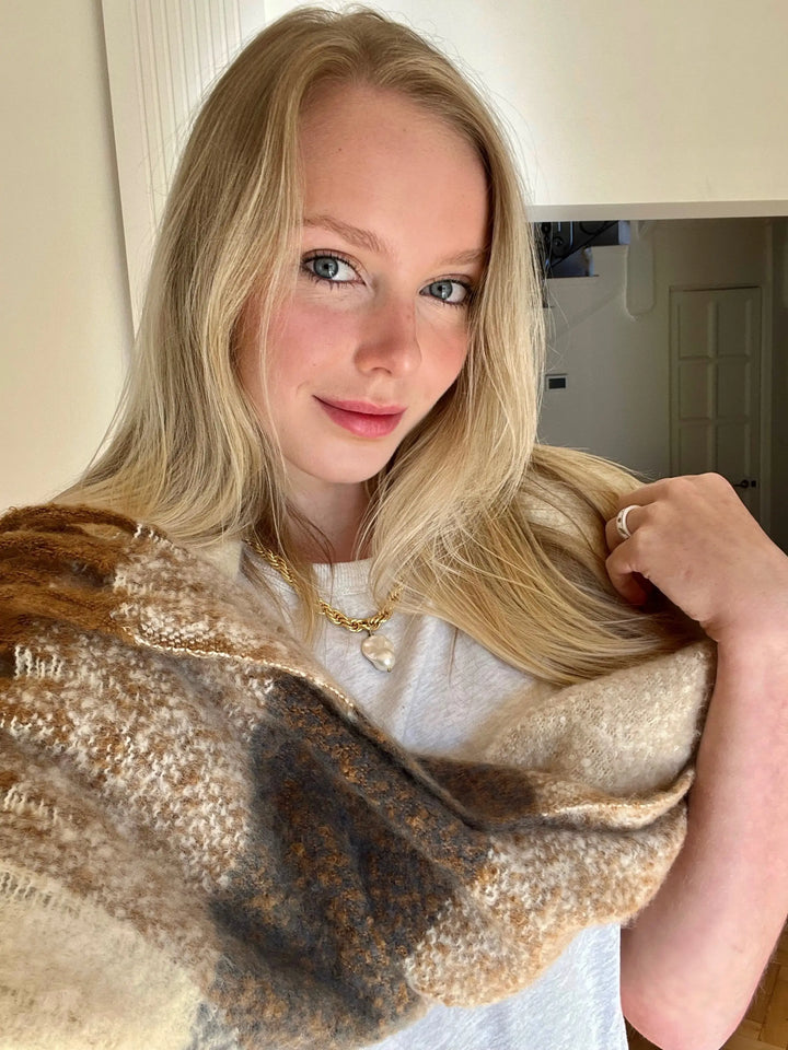 Oversized Cuddly Blanket Scarf in Off-white, Camels, and Browns