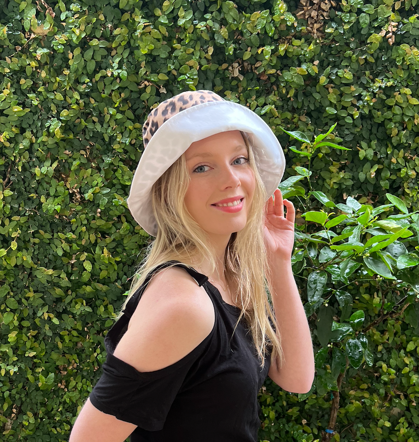 Bucket Hat - reversible in Leopard/White