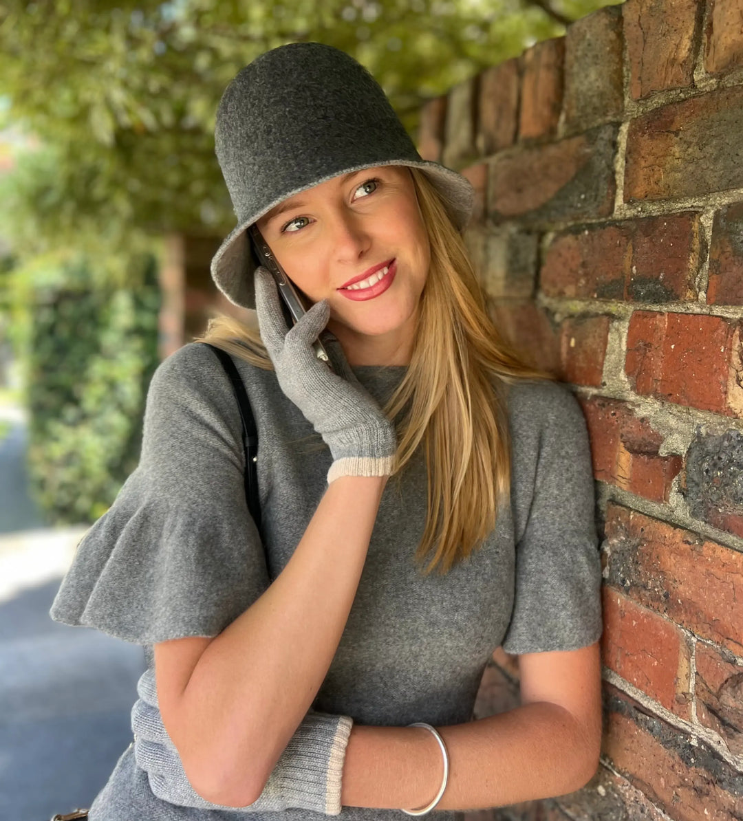 NY Unisex Wool glove M- L - Grey/Oatmeal trim