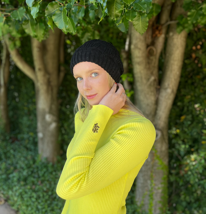 Cable wool  Knitted beanie -black