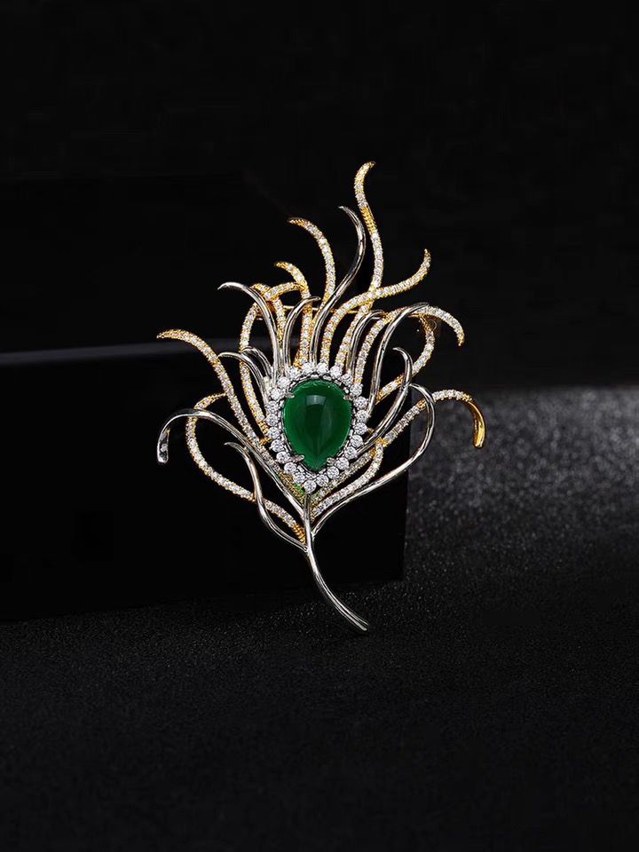 Brooch - Emerald Crystal Frond brooch