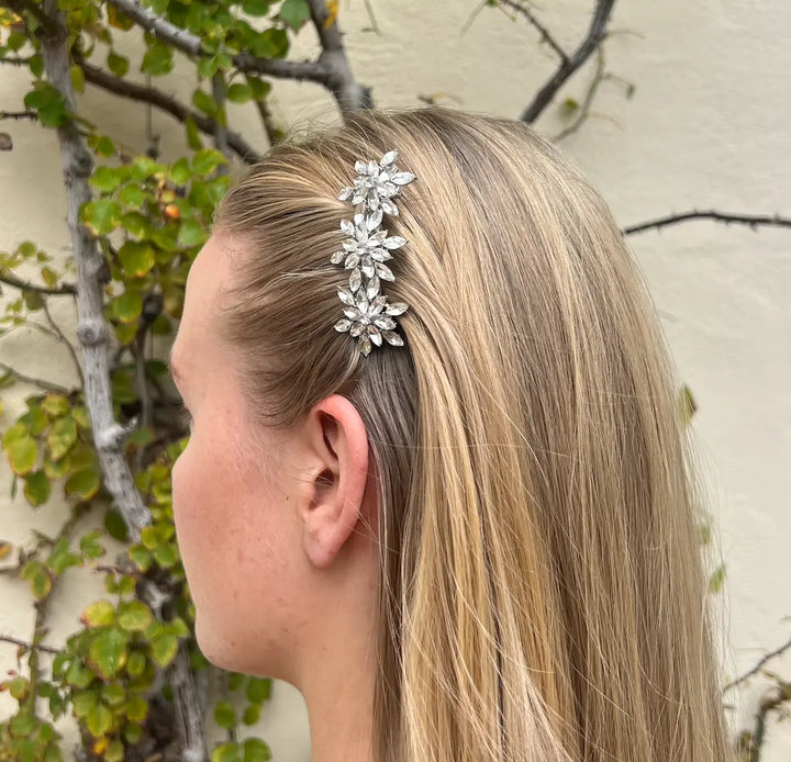 Flower Crystal Barrette -white