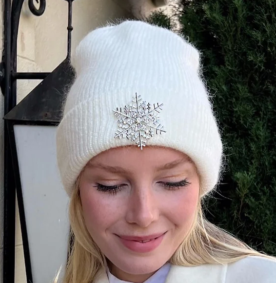 WS - Angora Blend Beanie with SnowFlake- White 754523535067