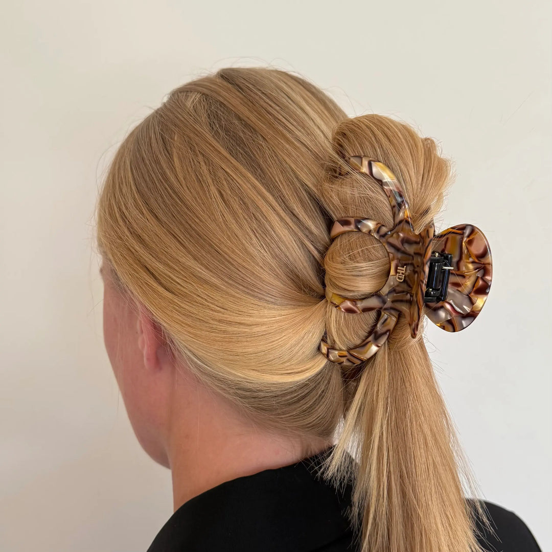 WS Octopus Acetate Hair Claw in Gold Brown Marble