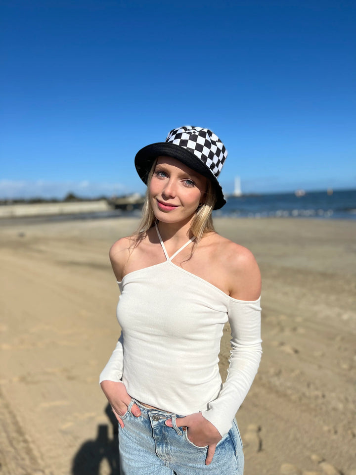 WS - Bucket Hat- Reversible black/white check 757953171942