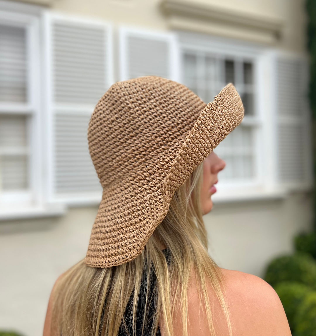 Woven Foldable Sunhat in Golden Straw
