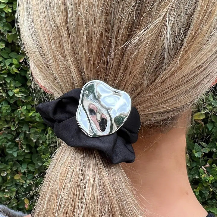 Scrunchie - Silver Touch - Image 1