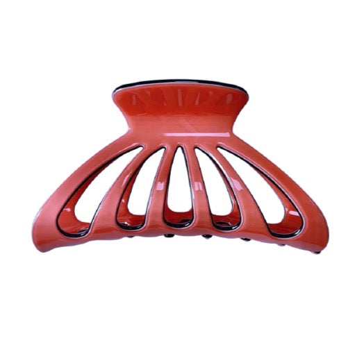 Large Claw in Burnt Coral & Black Trim
