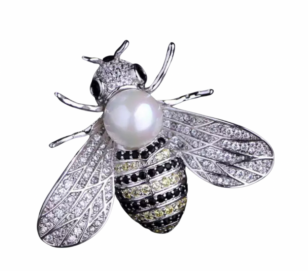 Brooch- Silver Pearl Bee