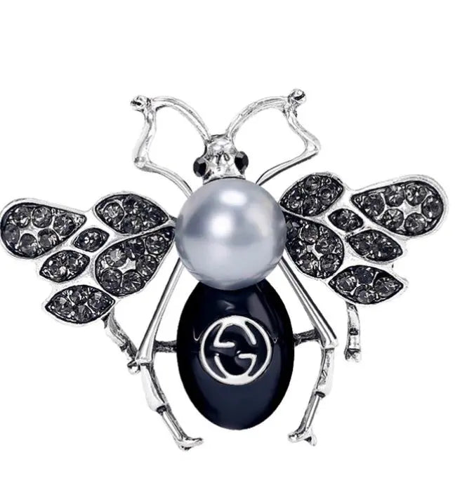 Brooch - French Grey Pearl Bee in Silver