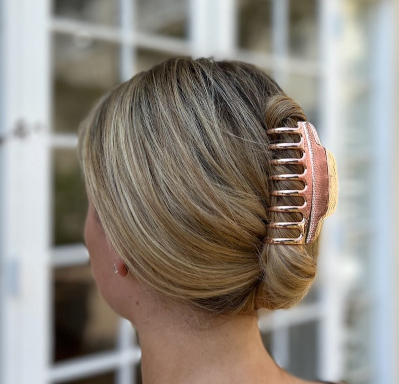 WS - Oversized metal hair claw clip in rose gold 787099021108