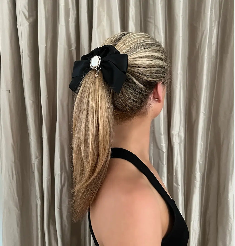 WS Scrunchie - Eloise Pearl Ribbon 757953170891