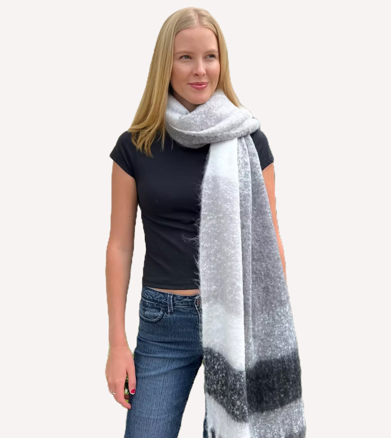WS - Oversized Cuddly Blanket Scarf -Grey