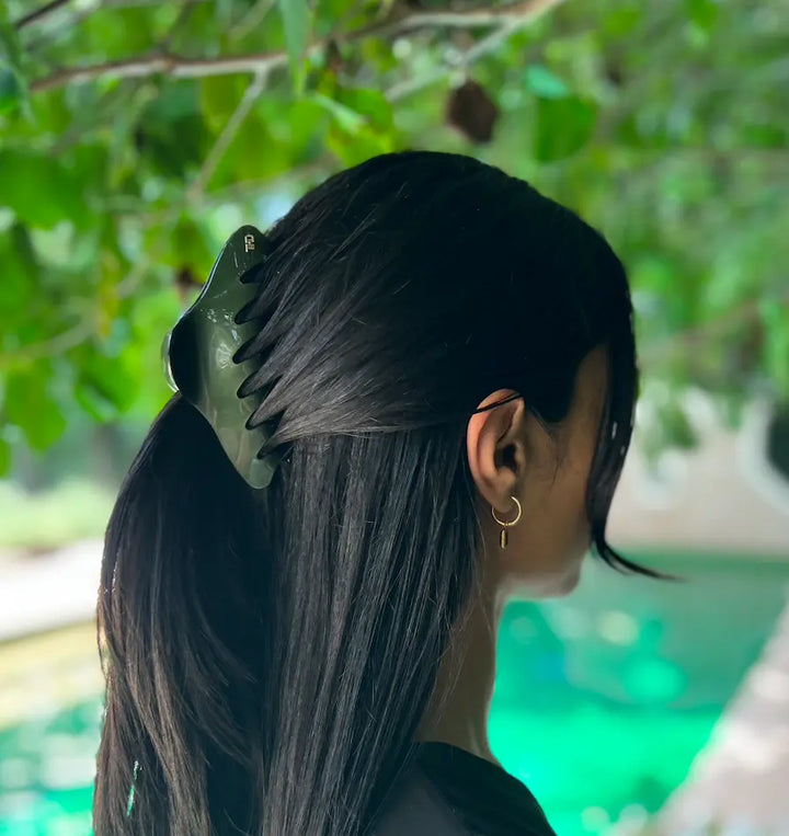 Cassandra acetate Oversized HairClaw in Bistro Green  & Black Trim