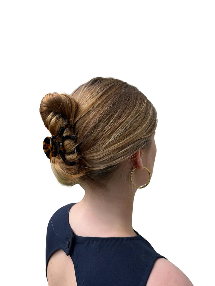 Acetate Octopus Hair Claw 6.8cm in Black