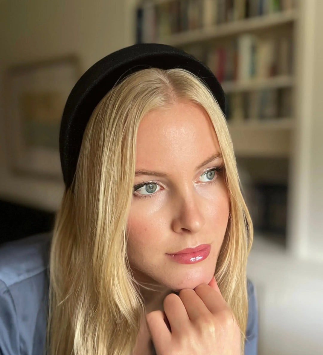 Padded Velvet Headband - Black