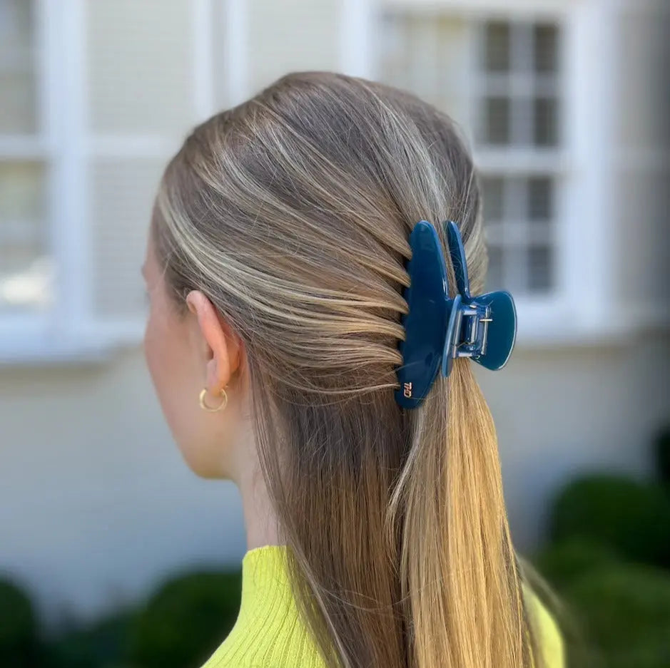 Classic Large Hair Claw in Blue Perennial