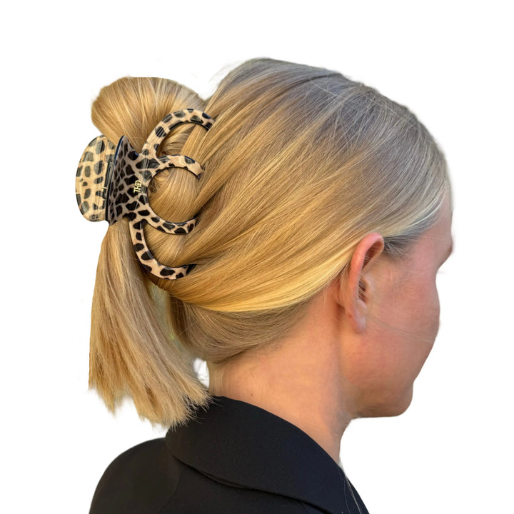 WS Octopus Acetate Hair Claw in Leopard & Black Trim