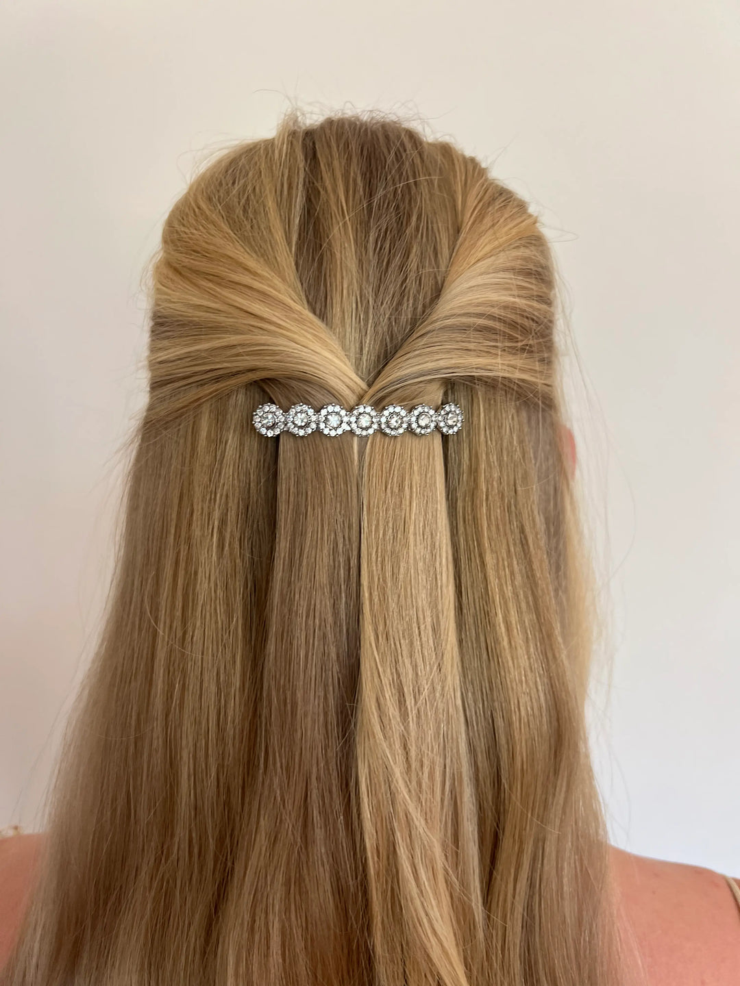 WS The Met Crystal Barette