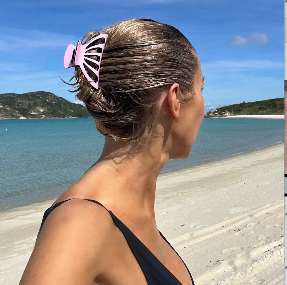 Large Claw in Pirouette Pink & Black Trim