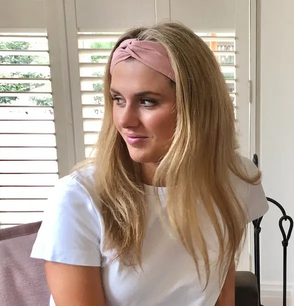Vegan Suede Twist Elastic Headband in Pink