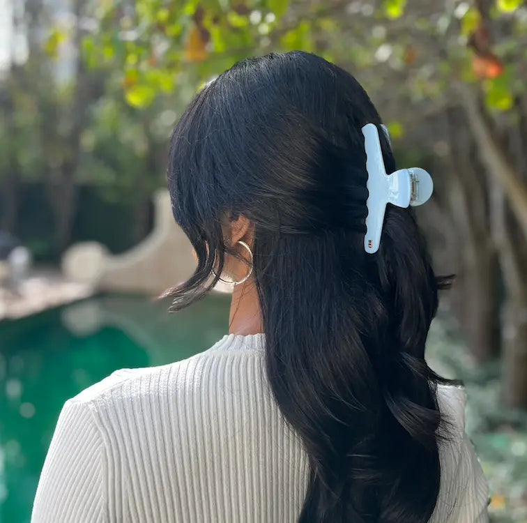 Acetate Line Hair Claw 11.5cm Gelato Glacier Blue