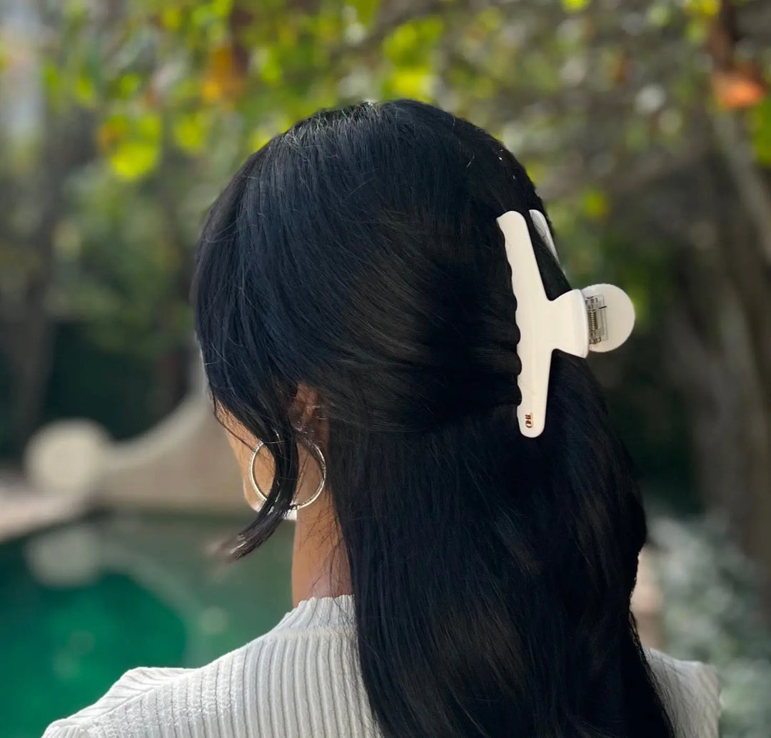 Acetate Line Hair Claw 11.5cm Gelato White