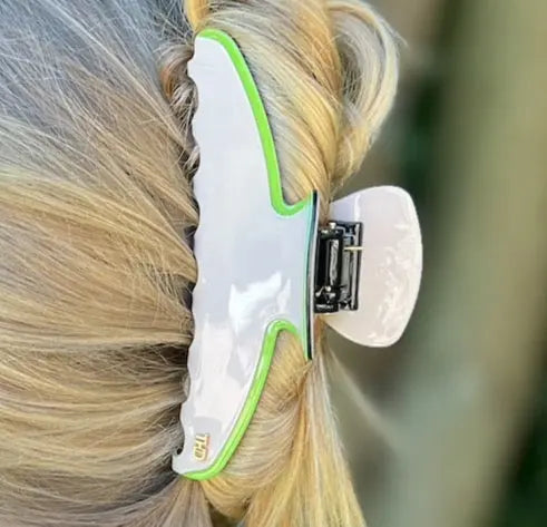 Oversized Hair Claw in Vanilla & Lovebird Trim