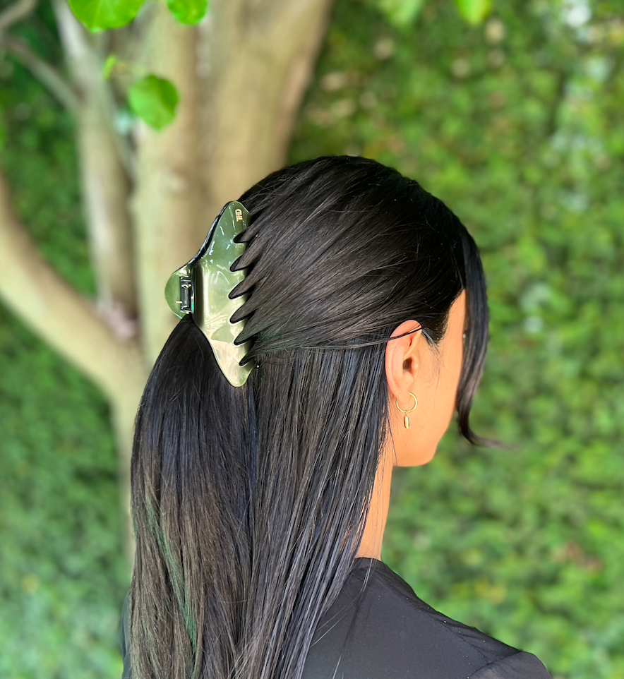 Cassandra acetate Oversized HairClaw in Bistro Green  & Black Trim
