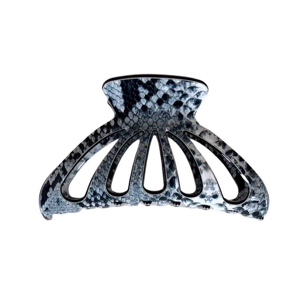 WS - Acetate Large Claw - Snake Grey 744109225789
