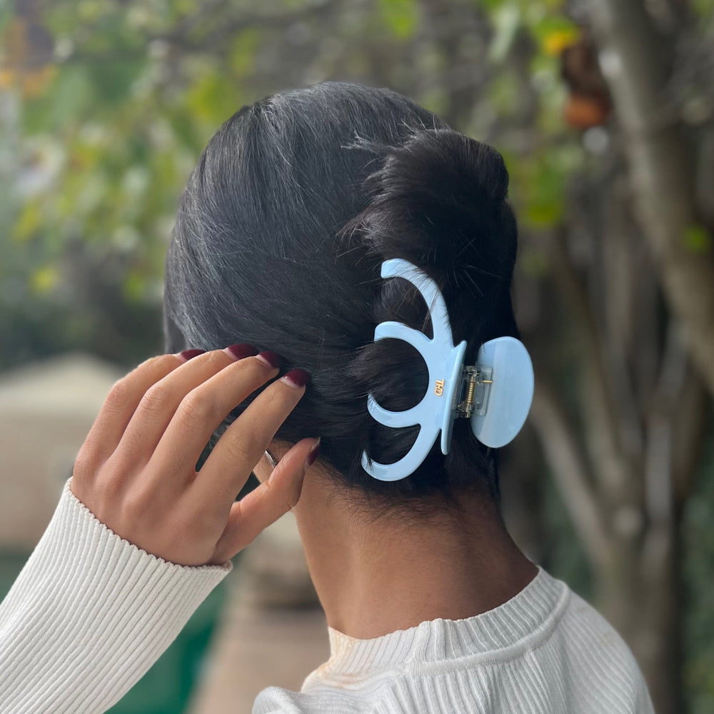 WS - Acetate Octopus Hair Claw Gelato Glacier Blue