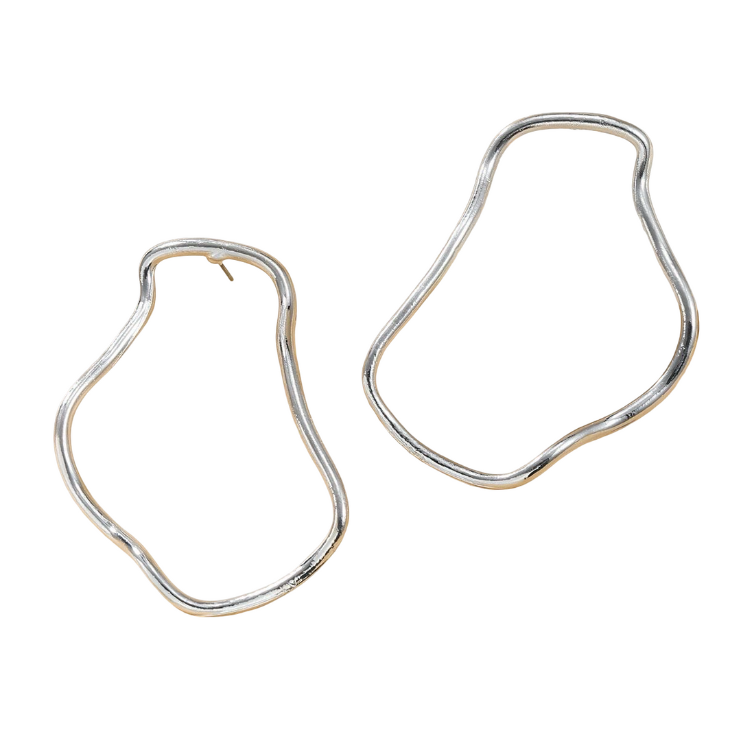 Saia Earrings in Silver