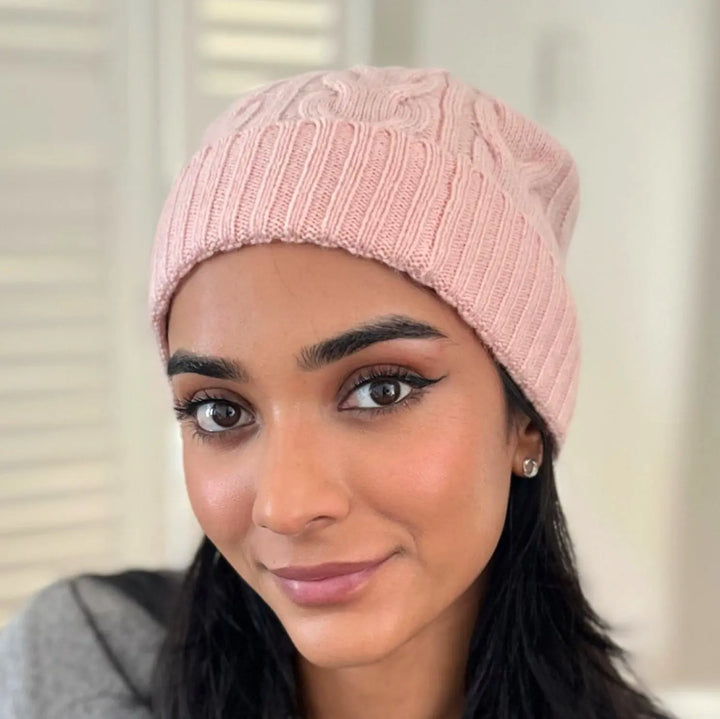 Cable wool knitted beanie -pink