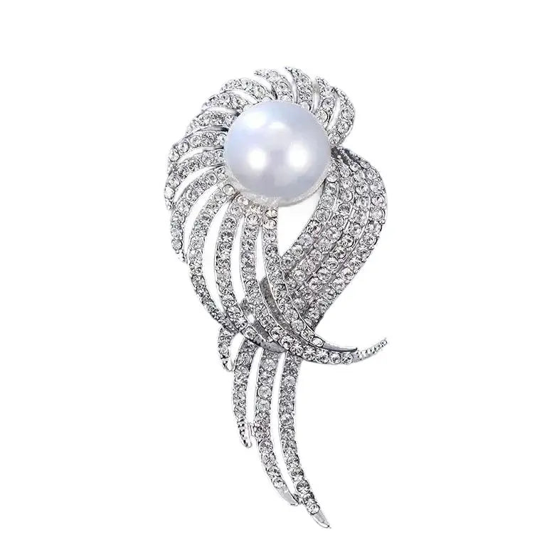 Brooch - Met Crystal & White Pearl Brooch