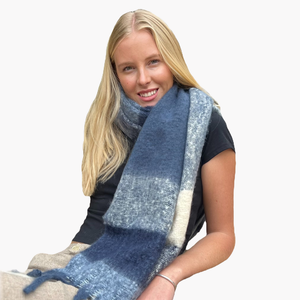 WS Oversized Cuddly Blanket Scarf - Blue - Image 1