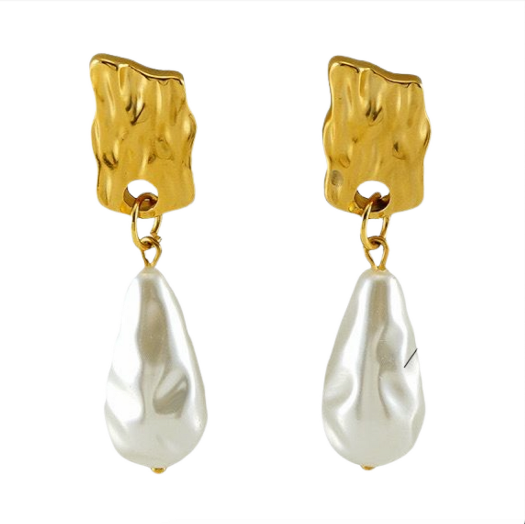 WS Heirloom gold Hera Pearl Earrings