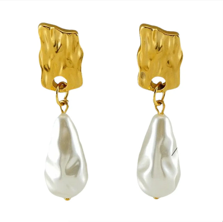 WS Heirloom gold Hera Pearl Earrings