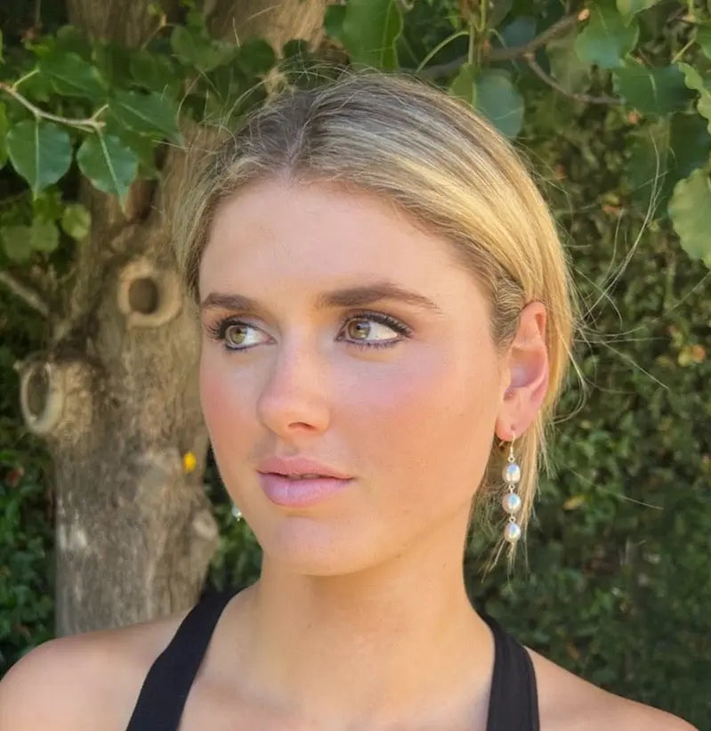 Trinity Pearl Earrings - Grey