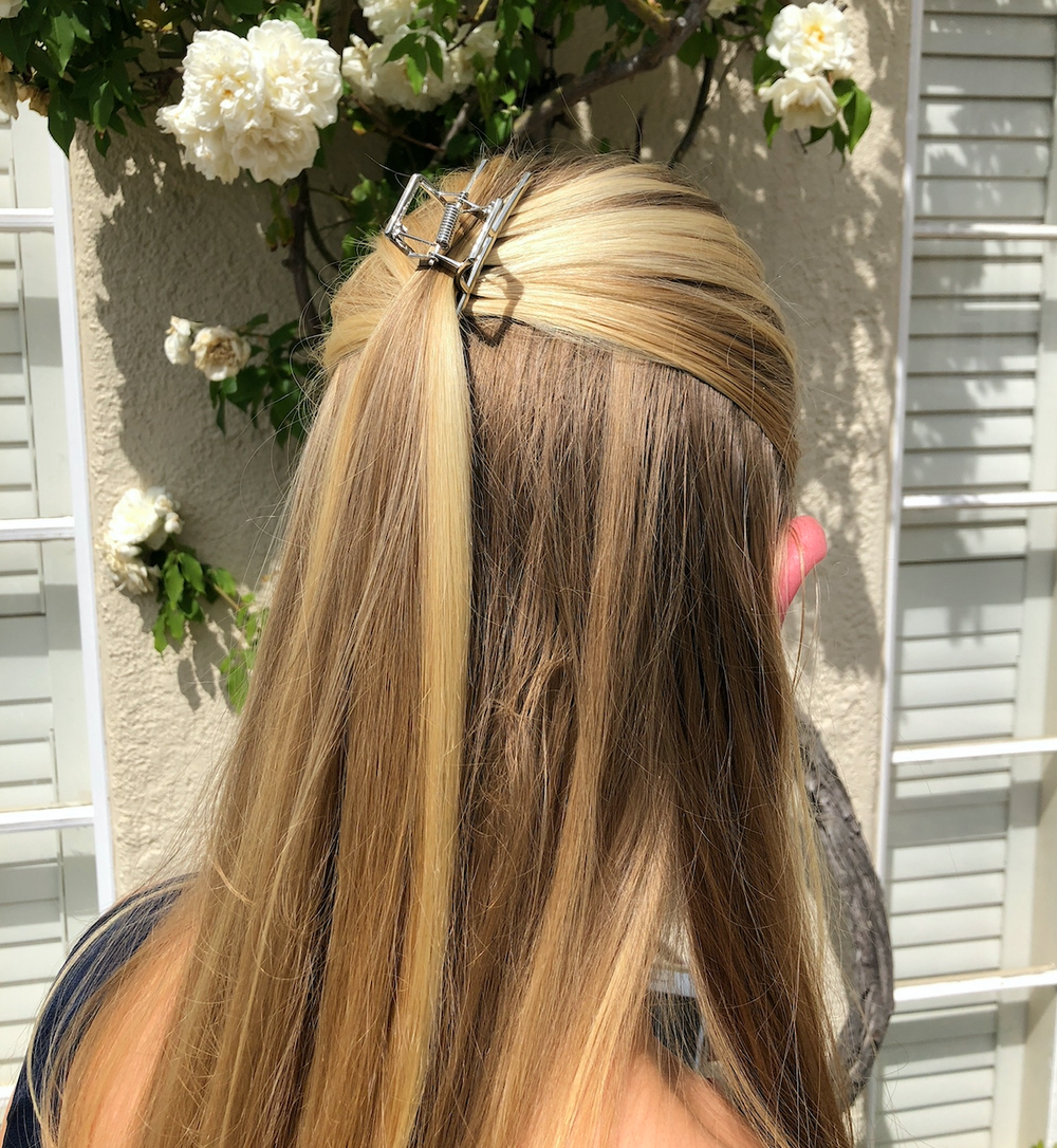 Medium line hair claws in gold and silver