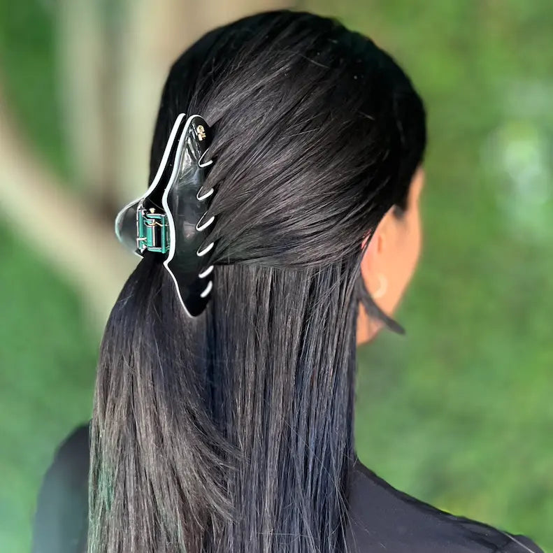 Cassandra acetate oversized Hair claw clip in Black & White Trim