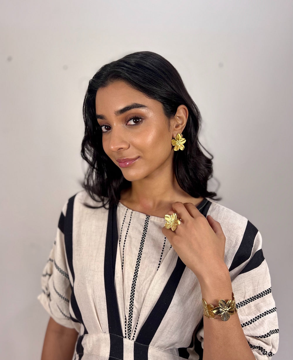 Hibiscus Gold Earrings