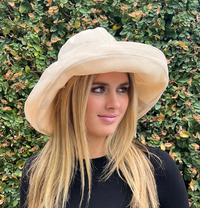 Hats - Oversized Cotton Blend in Off white
