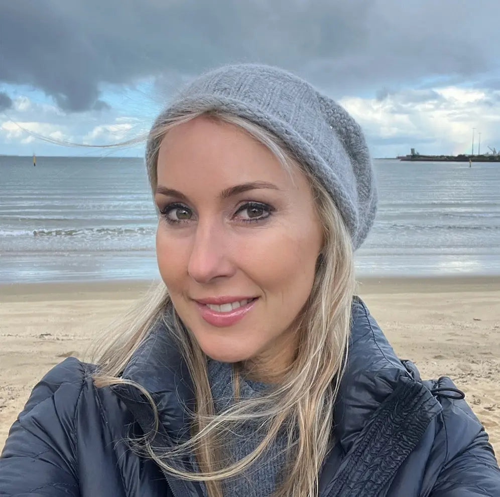 Slouch Beanie - Grey Sparkle