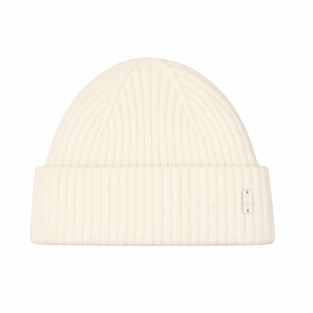 Skullie Unisex St Anton Beanies -White tania hird designs