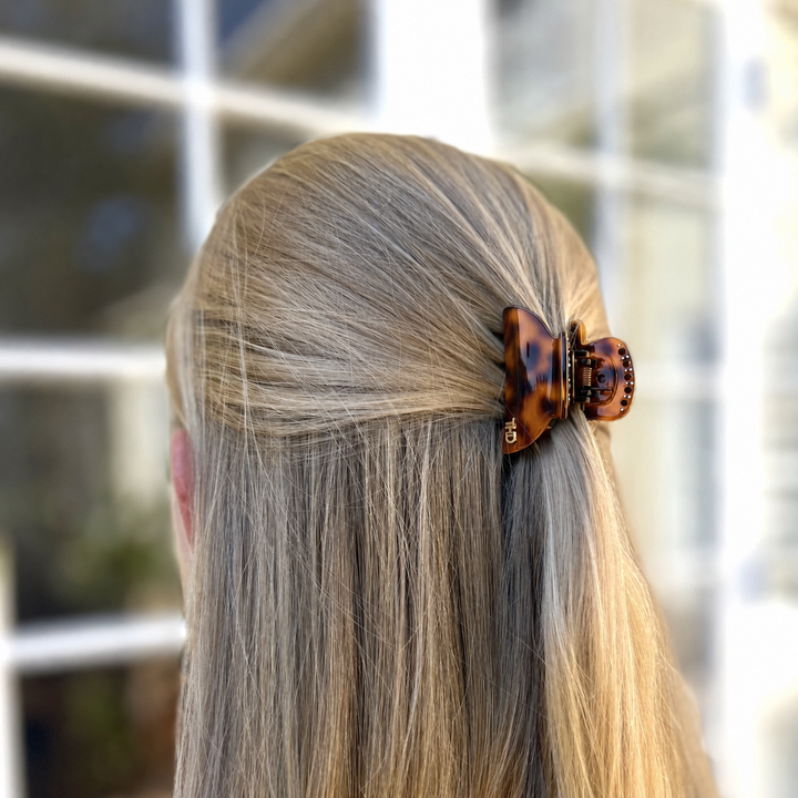 WS Acetate Hair Claw Small with Crystals Tortoise - Classic Tortoise - Image 2