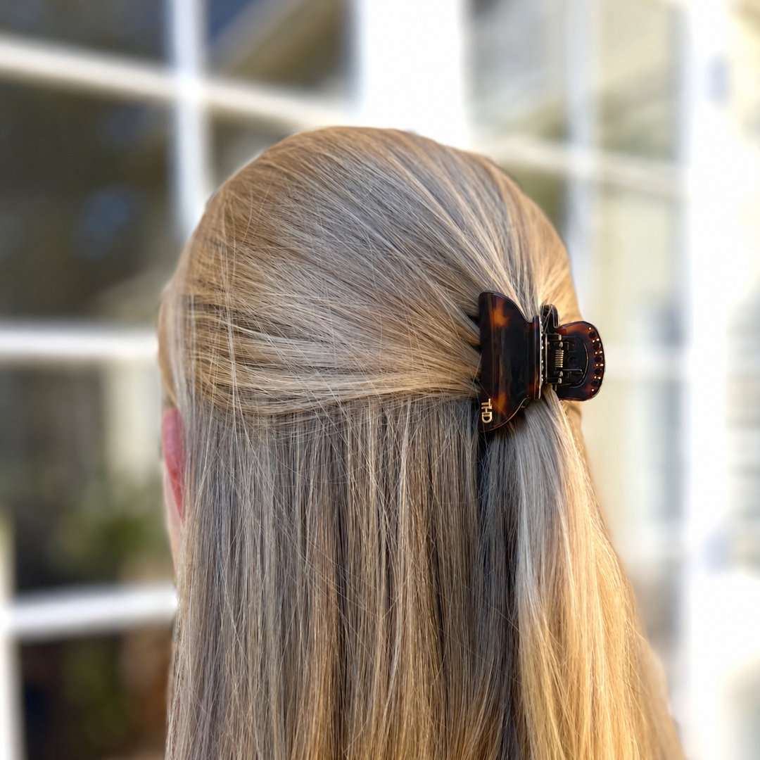 WS Acetate Hair Claw Small with Crystals Tortoise - Dark Tortoise - Image 2