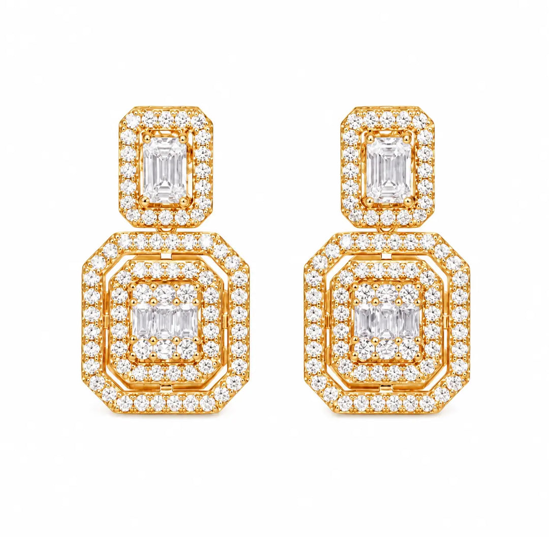 Audrey Hepburn Earrings in Gold